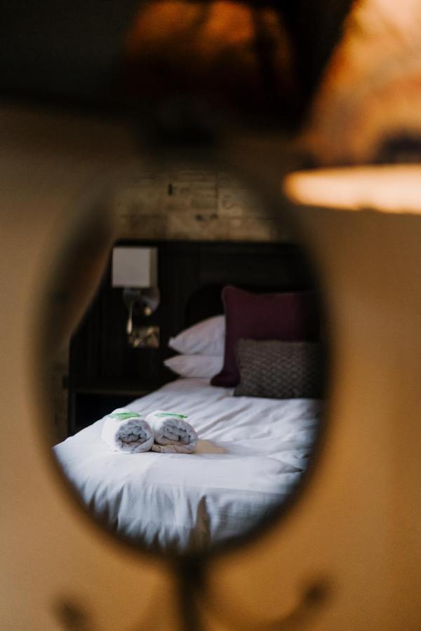 The Bull Hotel Stony Stratford Zewnętrze zdjęcie