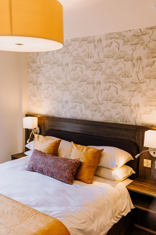 The Bull Hotel Stony Stratford Zewnętrze zdjęcie